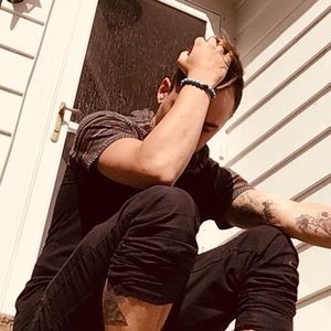 Meet your Posher, Maxwell